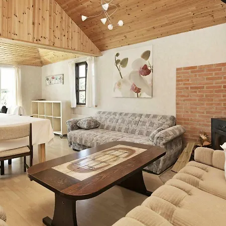 Two-bedroom Holiday In Holbaek 1 *